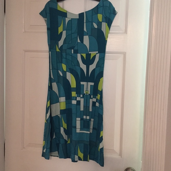 Express Geometric Design V-Neck Dress- XS - Picture 4 of 5